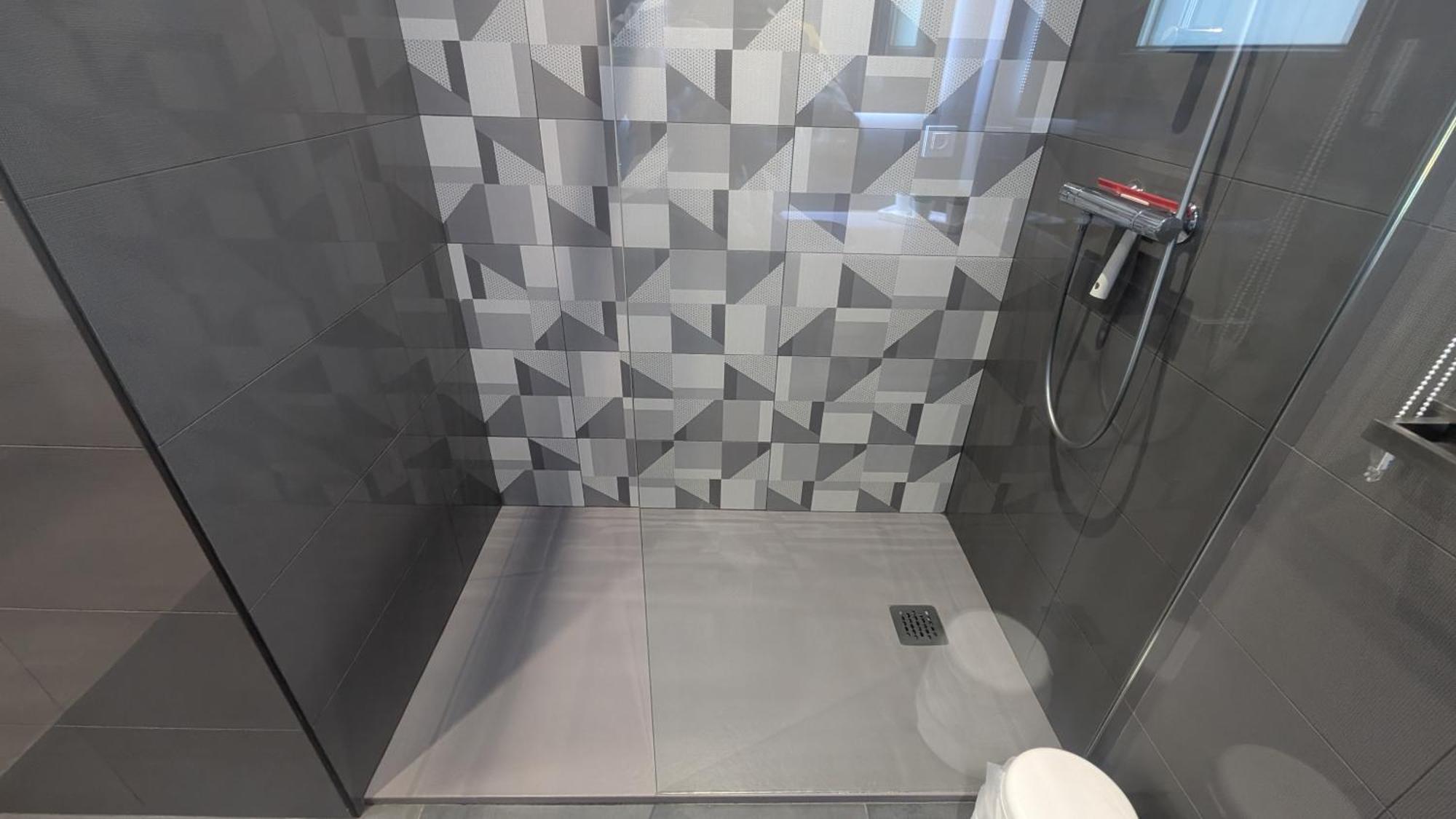 Appartement Domaine de la chapelle à Roquefort les Pins - Jacuzzi privatif - Alpes maritimes Extérieur photo
